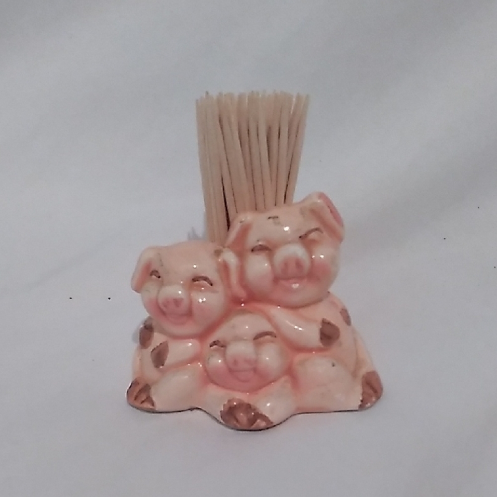 Vintage 3 Little Pigs Toothpick Holder (S1)